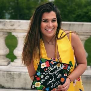 Meet your Posher, Olivia